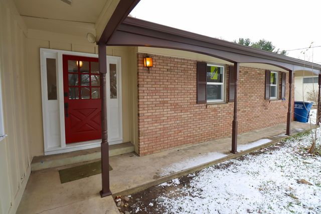 64 Green Lawn Drive, La Porte, IN 46350