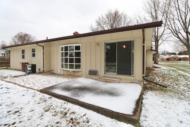 64 Green Lawn Drive, La Porte, IN 46350