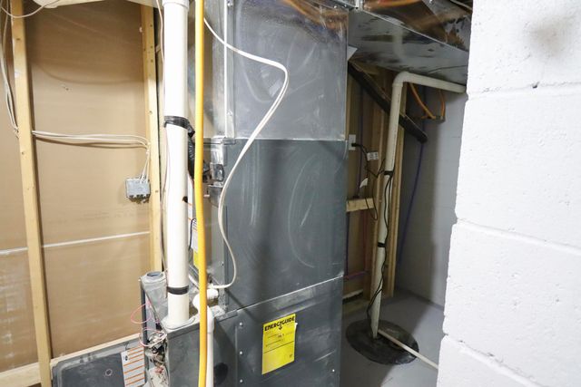 64 Green Lawn Drive, La Porte, IN 46350