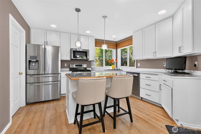 1223 199th Street SW, Lynnwood, WA 98036
