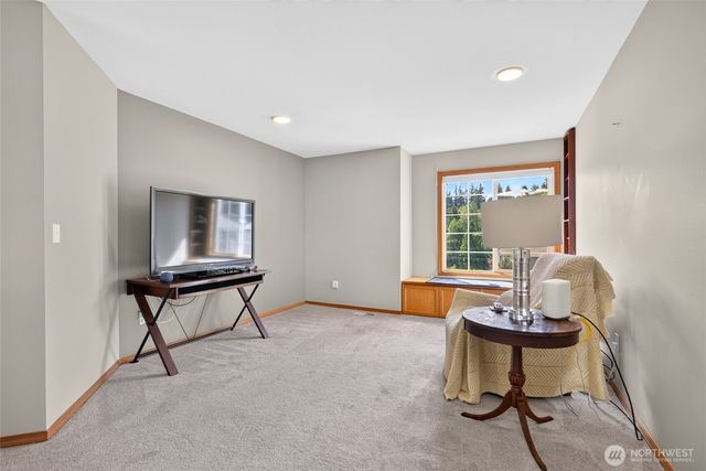 1223 199th Street SW, Lynnwood, WA 98036