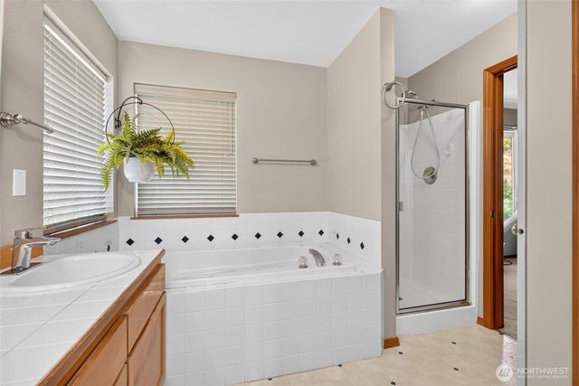 1223 199th Street SW, Lynnwood, WA 98036