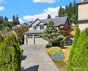 1223 199th Street SW, Lynnwood, WA 98036