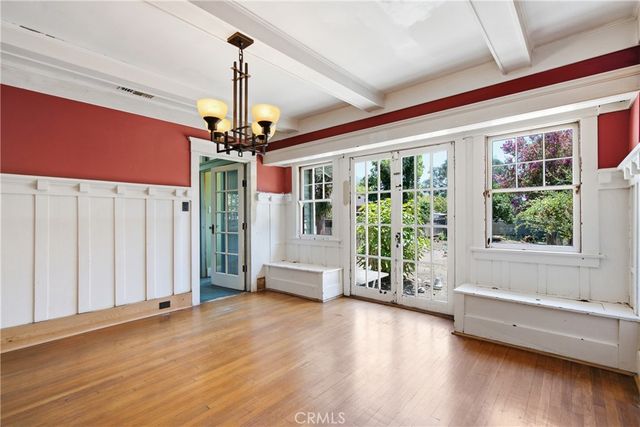 1044 N Hudson Avenue, Pasadena, CA 91104