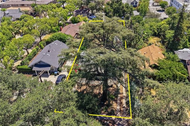 1044 N Hudson Avenue, Pasadena, CA 91104