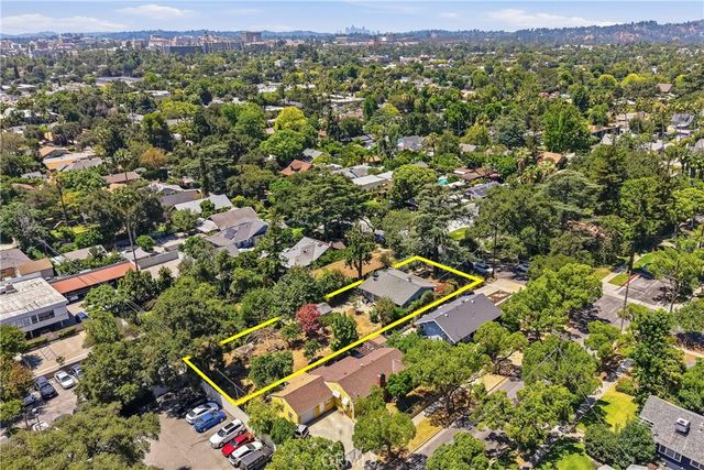 1044 N Hudson Avenue, Pasadena, CA 91104