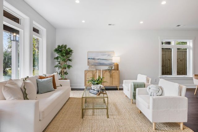 1626 Evergreen Street, Charleston, SC 29407