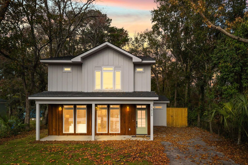 1626 Evergreen Street, Charleston, SC 29407