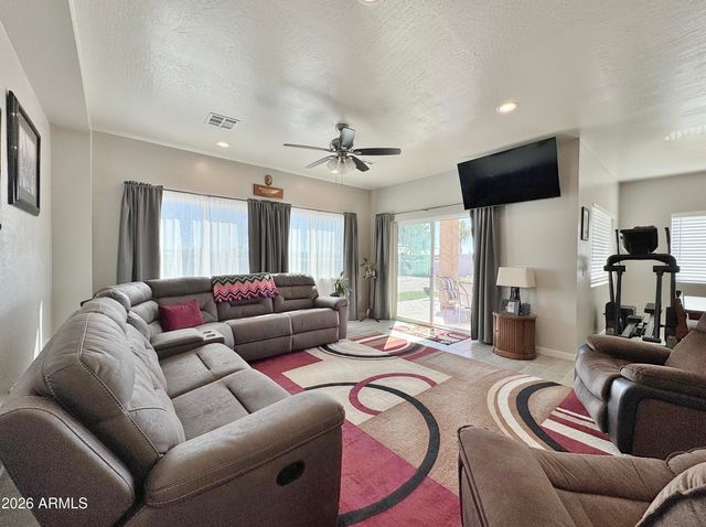 8480 W MISSION HILLS Drive, Arizona City, AZ 85123