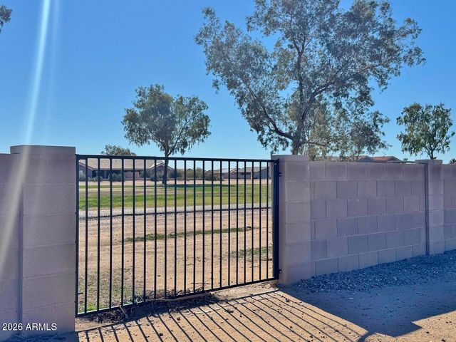 8480 W MISSION HILLS Drive, Arizona City, AZ 85123