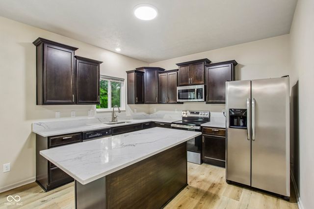 867 Ogala Drive, Westfield, IN 46074