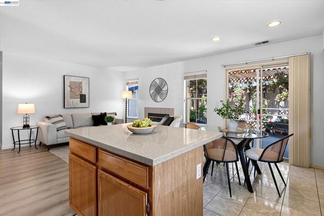 5545 Crimson Cir, Fremont, CA 94538