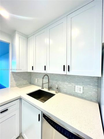 20335 W Country Club Dr 405, Aventura, FL 33180