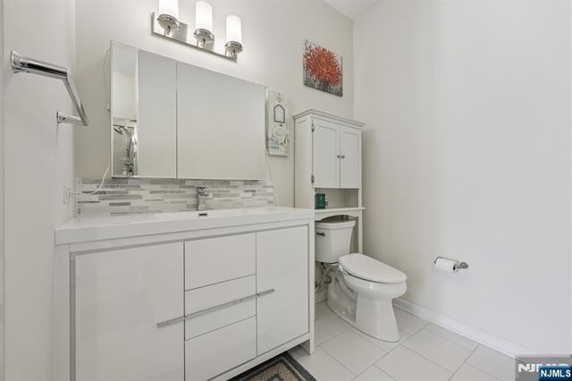 1127 Riverview Avenue 127, Englewood, NJ 07631