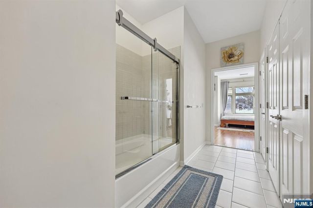 1127 Riverview Avenue 127, Englewood, NJ 07631