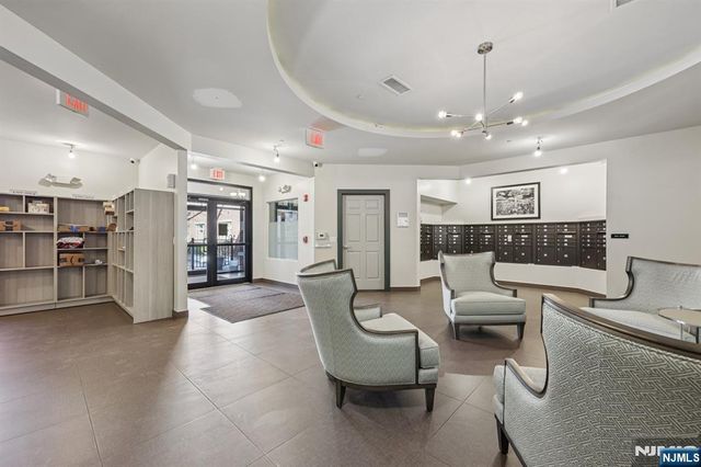 1127 Riverview Avenue 127, Englewood, NJ 07631