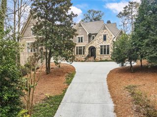 927 Buckingham NW Circle, Atlanta, GA 30327