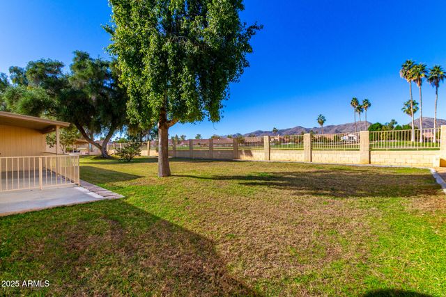 12166 S SHOSHONI Drive, Phoenix, AZ 85044