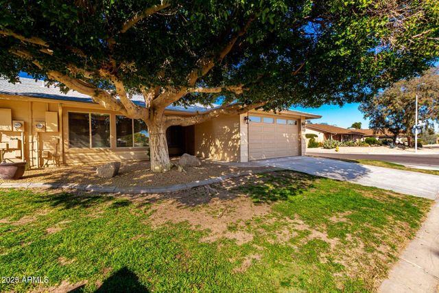 12166 S SHOSHONI Drive, Phoenix, AZ 85044