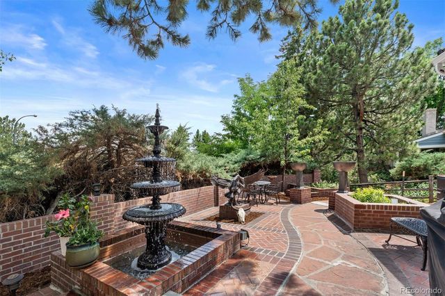 5122 S Cody Court, Littleton, CO 80123
