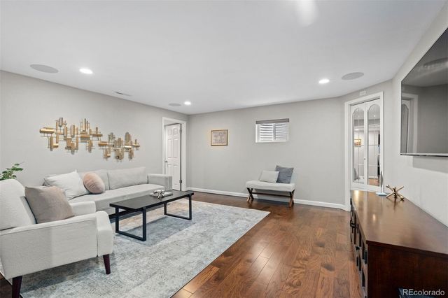 5122 S Cody Court, Littleton, CO 80123