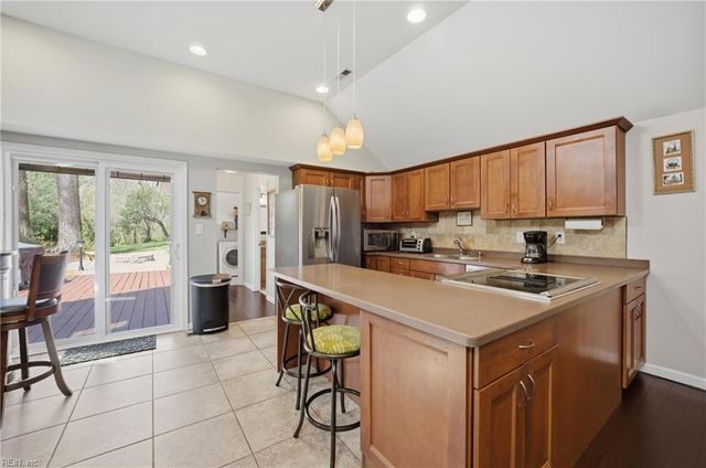 5120 Shenstone DR, Virginia Beach, VA 23455