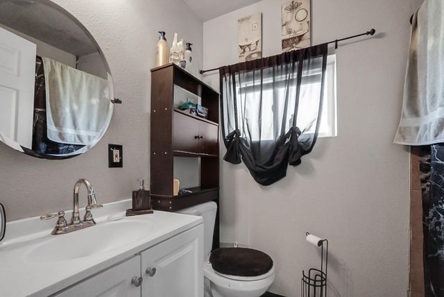 4724 1st St, Empire, CA 95319