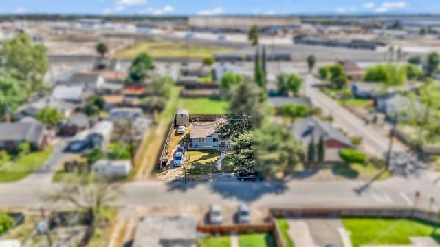 4724 1st St, Empire, CA 95319