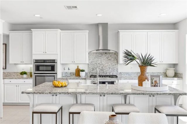 6 Nectar Court, Rancho Mission Viejo, CA 92694