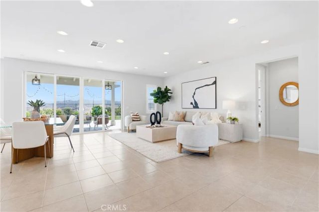 6 Nectar Court, Rancho Mission Viejo, CA 92694