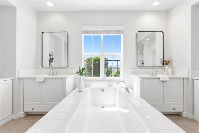 6 Nectar Court, Rancho Mission Viejo, CA 92694