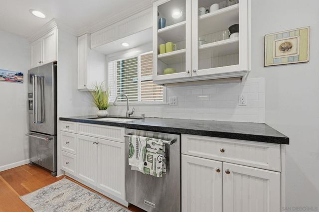 4925 27 SARATOGA AVE, San Diego, CA 92107