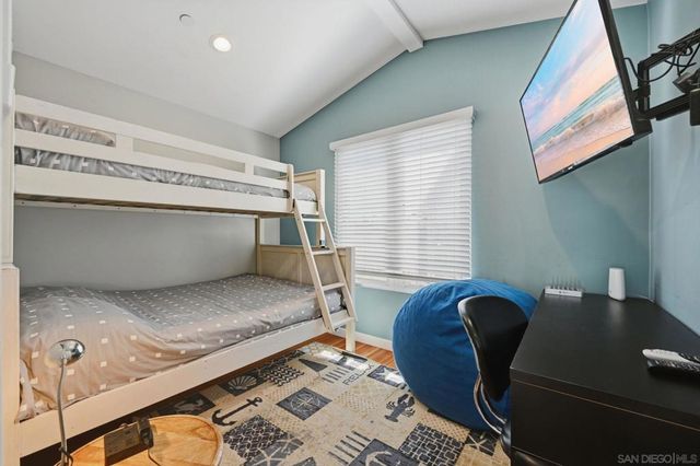 4925 27 SARATOGA AVE, San Diego, CA 92107