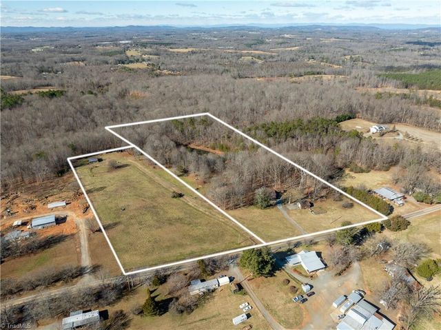 3012 Bethel Church Road, Yadkinville, NC 27055