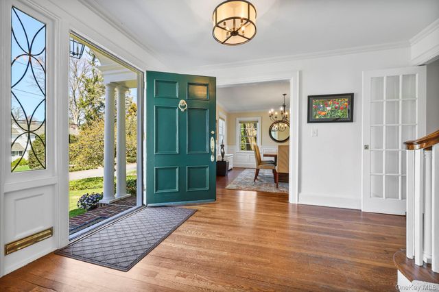134 Brewster Road, Scarsdale, NY 10583