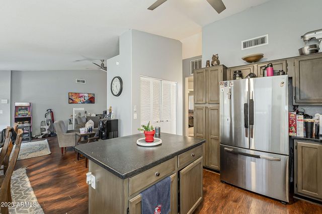 16232 S 41ST Street, Phoenix, AZ 85048