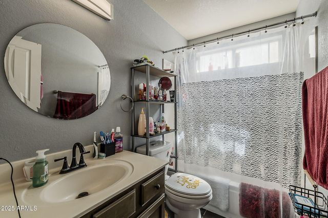 16232 S 41ST Street, Phoenix, AZ 85048