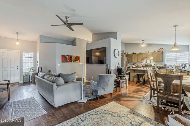 16232 S 41ST Street, Phoenix, AZ 85048