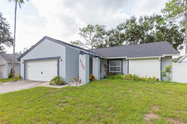 2705 LAKEVILLE DRIVE, Tampa, FL 33618
