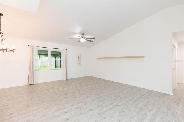 2705 LAKEVILLE DRIVE, Tampa, FL 33618