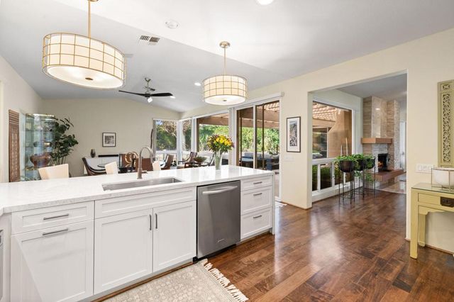 49105 Casa Del Rio, La Quinta, CA 92253