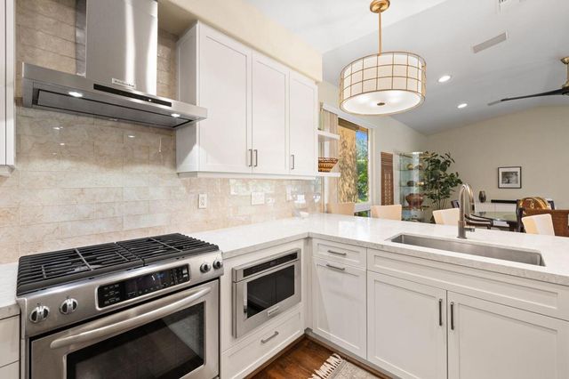 49105 Casa Del Rio, La Quinta, CA 92253