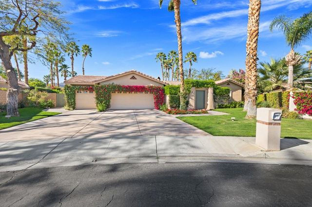 49105 Casa Del Rio, La Quinta, CA 92253