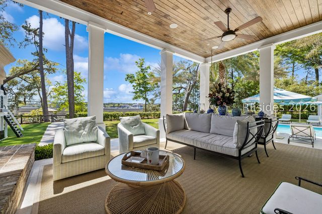 48 Widewater Rd, Hilton Head Island, SC 29926