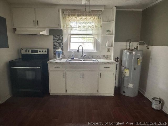 307 S cedar Street, Rowland, NC 28383