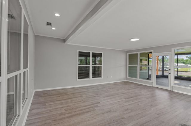 12258 River Highlands Drive, St Amant, LA 70774