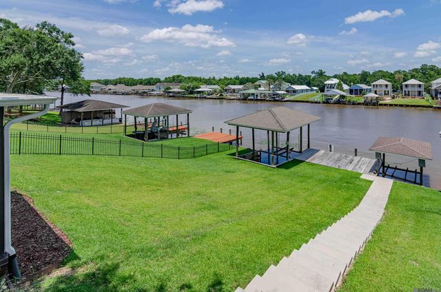 12258 River Highlands Drive, St Amant, LA 70774