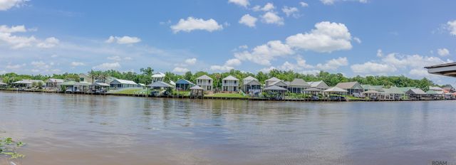 12258 River Highlands Drive, St Amant, LA 70774