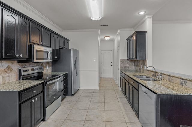 12258 River Highlands Drive, St Amant, LA 70774