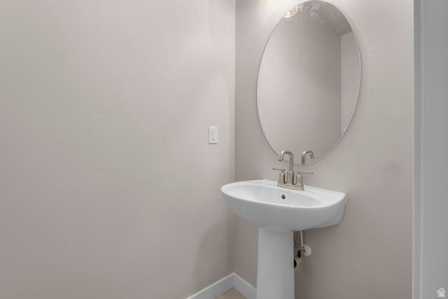 692 W JUNEGRASS LN, Stansbury Park, UT 84074